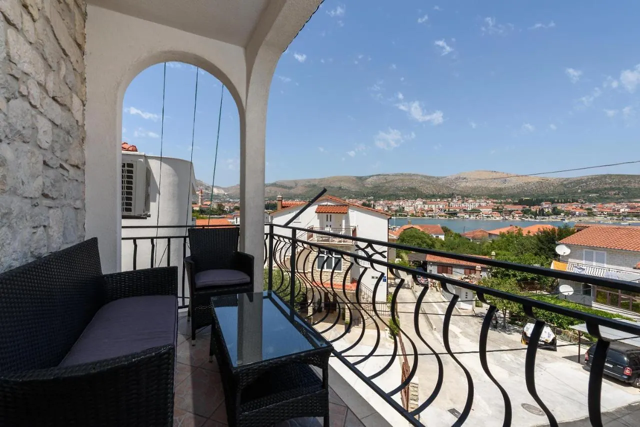 Apartments & Rooms Zaja Trogir