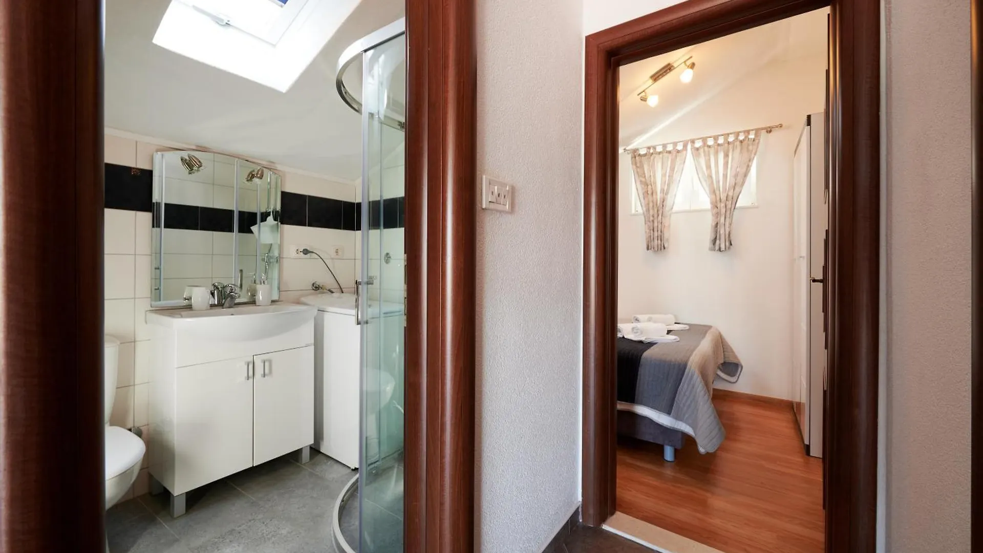 Apartments & Rooms Zaja Trogir
