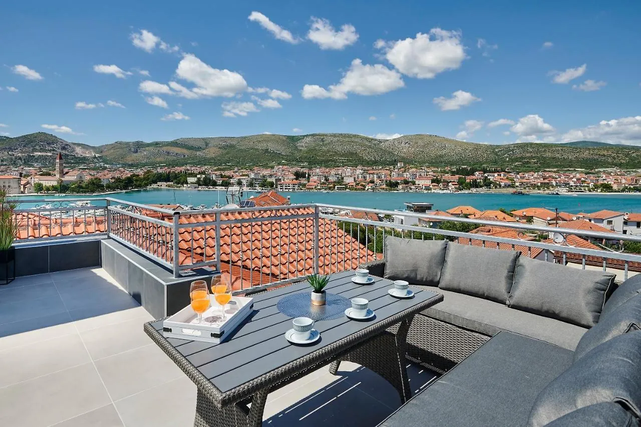 Apartments & Rooms Zaja Trogir